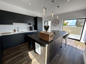 Photo 8- click for photo gallery